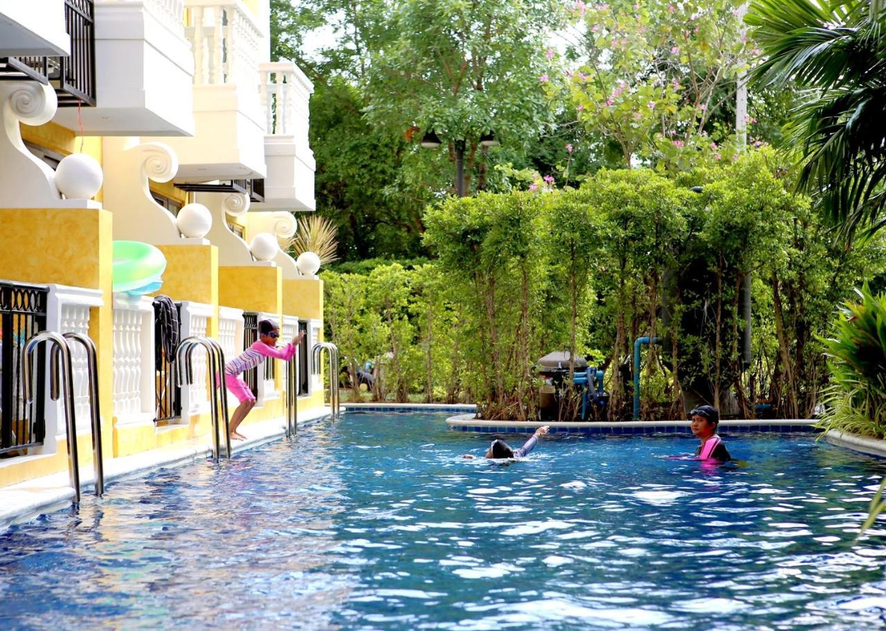 Venetian Poseidon Pool Hotel Pantai Jomtien Bagian luar foto